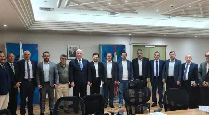 اتحاد بلديات الشقيف يبحث مع وزير الاتصالات خطة لإصلاح الشبكات وإعادة الخدمات إلى المنطقة