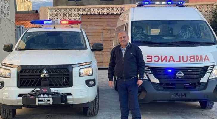 رئيس بلدية المحمّرة يتسلّم مركبتي إسعاف وشرطة بهبة دولية