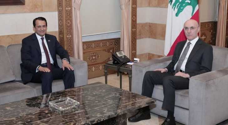 وزير الداخلية يبحث مع السفير القطري والنواب الأوضاع الأمنية وتداعيات الحرب