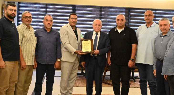 بلدية جبشيت تبحث مع رئيس مجلس الجنوب احتياجات البلدة وسبل دعم خدماتها