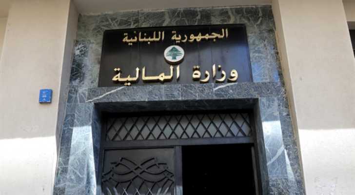 وزير المالية وقع شروع مرسوم عائدات البلديات عن العام 2021