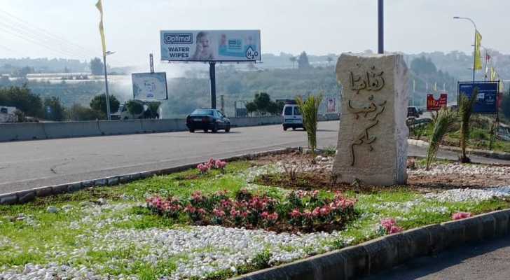 بلدية تفاحتا تعيد تأهيل مدخل البلدة الرئيسي من جهة الأوتوستراد