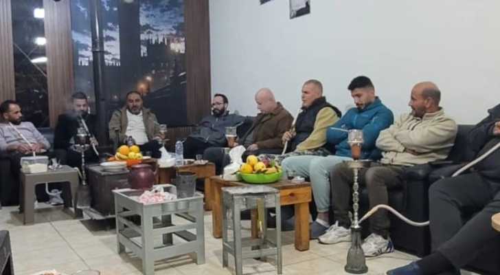 بلدية طيردبا تعزز التواصل مع الاهالي .. لقاء مع الشباب للبحث بخدمات البلدية