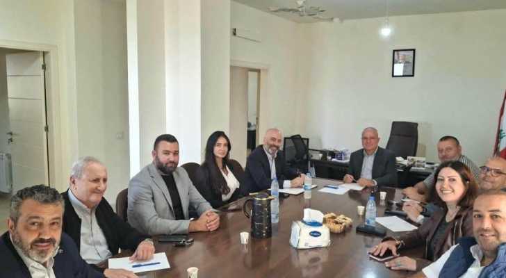 اتحاد بلديات الغرب الأعلى والشحار يبحث مع الهيئة الناظمة للنفايات خريطة الطريق لمعالجة الملف