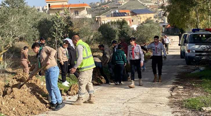 نشاط بيئي في كونين: زراعة 300 شجرة مثمرة احتفالًا بذكرى ولادة الإمام المهدي (عج)
