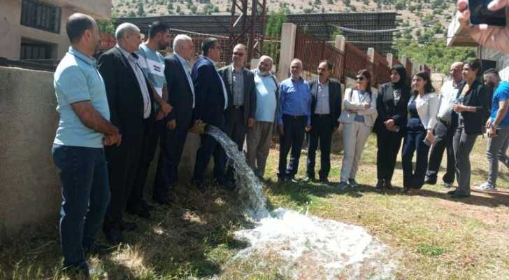 بحضور وزير الشؤون الاجتماعية .. تدشين مشروع الطاقة الشمسية لمدرسة وبئر وبلدية الشربين