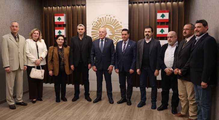 بلدية طرابلس واتحاد بلديات الفيحاء يشاركان في لقاء مع نائب كندي لبحث التعاون الاقتصادي