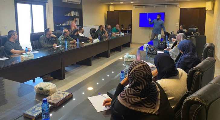 بالصور: جمعية العمل البلدي تنظم ورشة