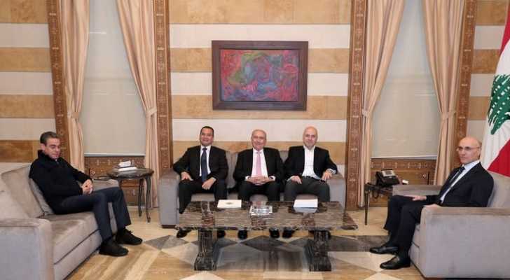 الوزير الحجار عرض مع نواب من بيروت ملفات إنمائية وخدماتية