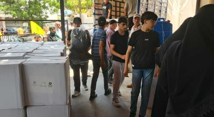 بلدية كوثرية السياد توزّع 500 حصة نظافة بالتعاون مع اتحاد بلديات ساحل الزهراني