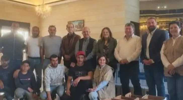 متريت تحتضن مبادرة تضامنية: توضيب وتوزيع 800 حصة غذائية للنازحين