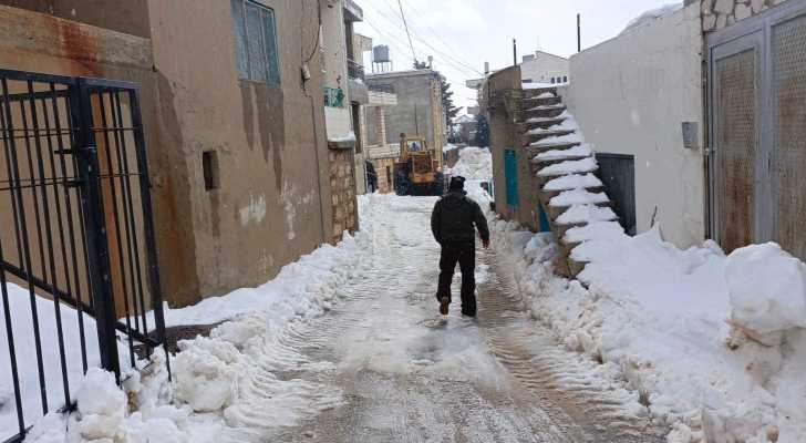 عيناتا الأرز: إعادة فتح الطرقات الداخلية المتضررة جرّاء تراكم الثلوج