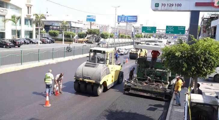بجهودٍ عالية .. اتحاد بلديات الضاحية الجنوبية يواكب أعمال تعبيد الطرقات