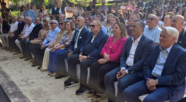 بلدية نيحا الشوف تفتتح مهرجان الجوز السنوي الأول برعاية وزير الزراعة
