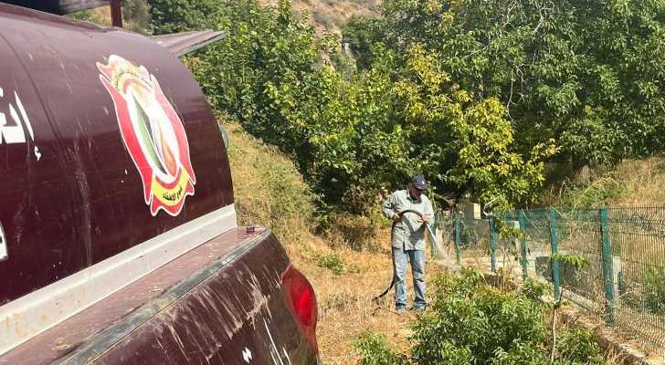 بلدية كفرفيلا: فريق الإطفاء يخمد حرائق ويواصل ري الأشجار المزروعة