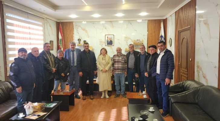 رابطة مخاتير النبطية تزور محافظ النبطية لتعزيز التعاون المشترك