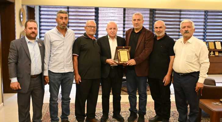 وفد من بلدية الشعيتيّة ومالكية الساحل يزور رئيس مجلس الجنوب