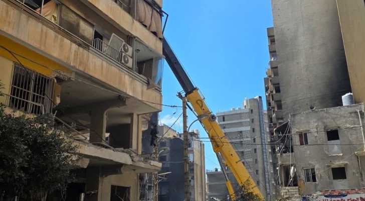 بلدية بيروت تباشر إزالة الأبنية المتضرّرة وتواصل البحث عن مفقودين