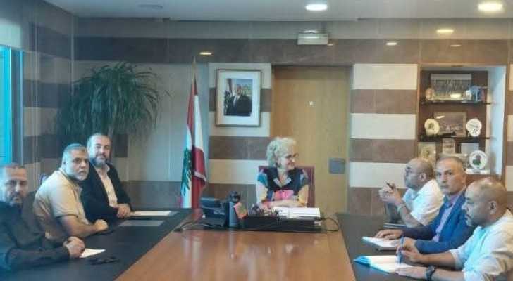 بلدية حانين تشارك في متابعة أوضاع الطلاب النازحين وبدلات التسجيل مع وزيرة التربية