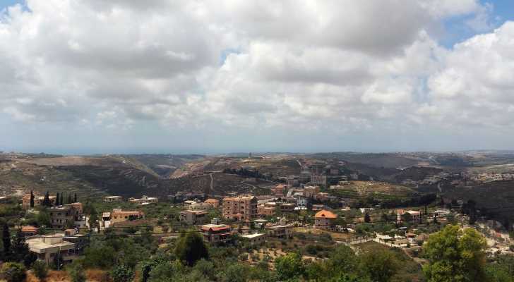 رئيس بلدية محرونة: أهالي البلدة أكملوا حياتهم بشكل طبيعي بعد العدوان