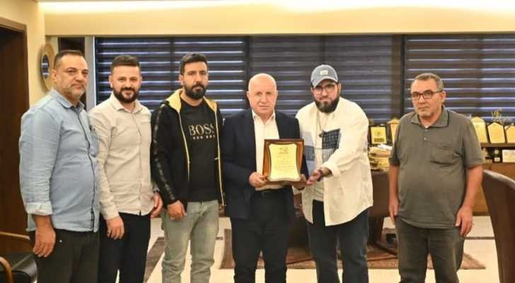 رئيس بلدية الشهابية يزور رئيس مجلس الجنوب ويعرض احتياجات البلدة