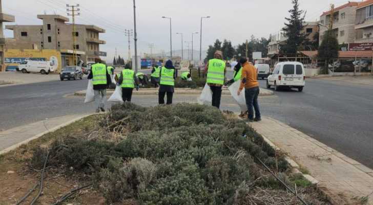 اتحاد بلديات بعلبك يطلق مشروع تنظيف وتعشيب وتشحيل الأشجار على جانبي الطرقات الرئيسية