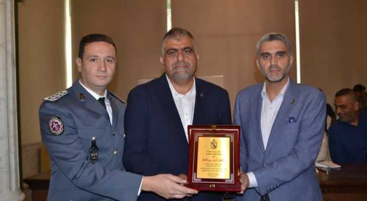 بلدية طرابلس تكرّم القائد السابق للشرطة: مسيرة مشرّفة في خدمة المدينة
