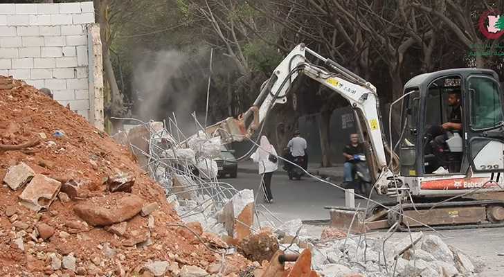 اتحاد بلديات الضاحية يرمّم المدارس الرسمية المتضرّرة من العدوان