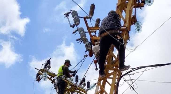 بلدية ديرقانون النهر تنجز أعمال تركيب محوّل كهربائي جديد ضمن جهود تطوير الشبكة