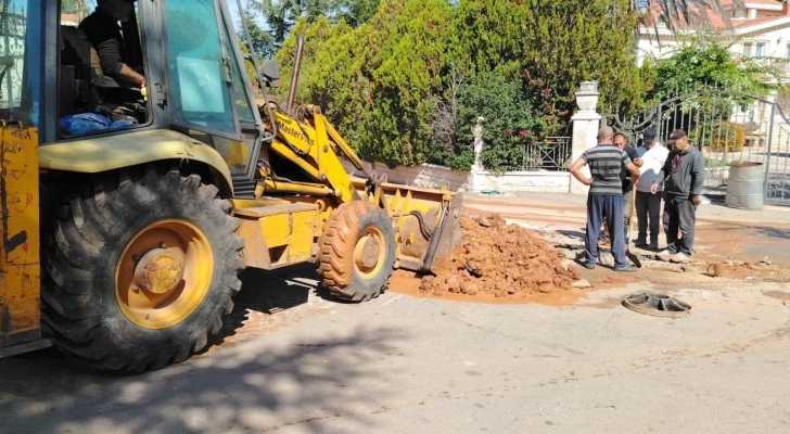 بلدية شقرا ودوبيه تتابع صيانة شبكة المياه في حي الظهور بالتعاون مع مصلحة مياه لبنان الجنوبي