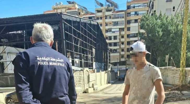 شرطة بلدية برج البراجنة تزيل تمديدات مياه مخالفة في الرويس