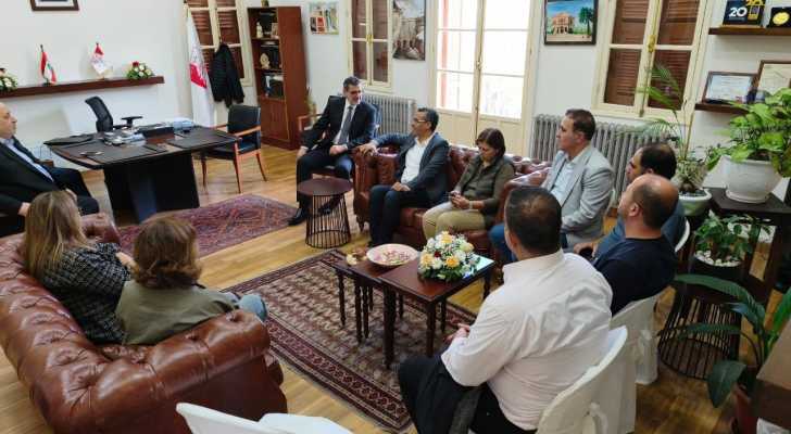 رئيس بلدية جزين يبحث تعزيز القطاع الزراعي وتأمين الدعم للمزارعين