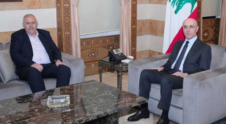 وزير الداخلية يبحث مع محافظ بيروت الأوضاع الأمنية وشؤون مراكز الإيواء في العاصمة