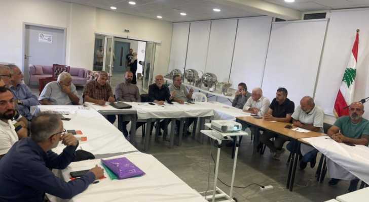 بالتعاون مع العمل البلدي في منطقة جبل عامل الثانية ورشة عمل لمخاتير مدينة النبطية