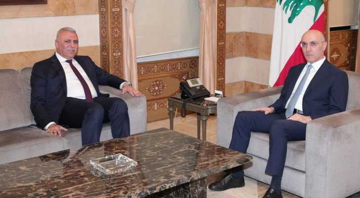 وزير الداخلية يبحث مع ممثلي قطاع المحروقات تنظيم النقل وضبط حركة الشاحنات