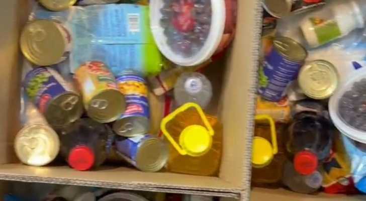 بلدية راميا توزّع حصصًا تموينية على النازحين