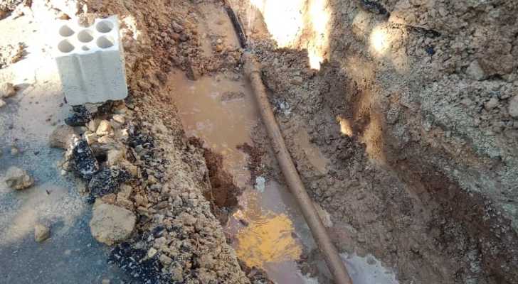 بلدية السماعية تباشر أعمال صيانة شاملة لشبكة المياه