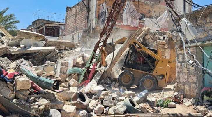 بلدية جبشيت تواصل إزالة آثار العدوان وإعادة تأهيل البنى والخدمات الأساسية