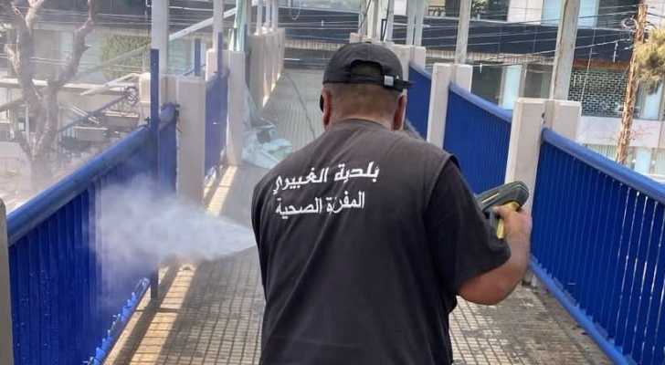 بلدية الغبيري تنفّذ أعمال نظافة ومكافحة للحشرات في مختلف أحياء البلدة