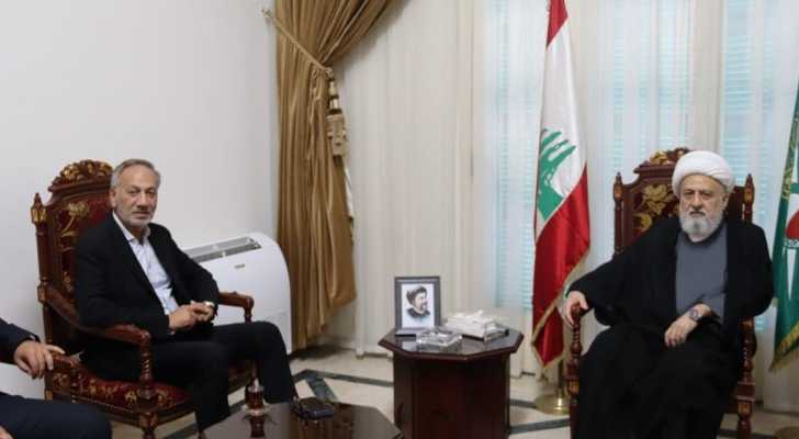 رئيس بلدية كفرملكي يزور الشيخ علي الخطيب ويبحث معه شؤون البلدة وملف الأوقاف