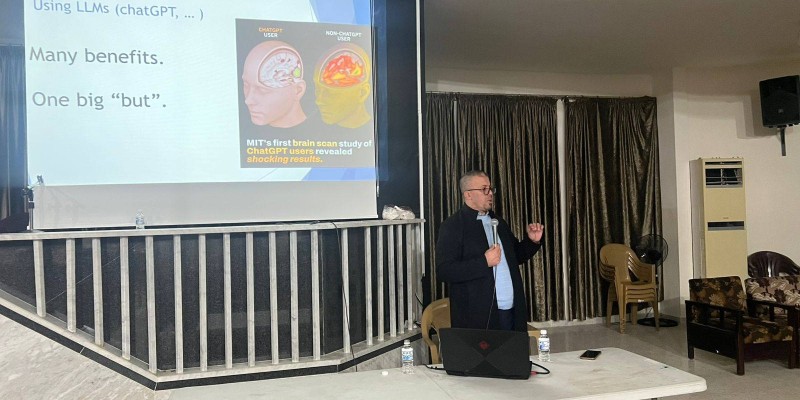 بلدية عبا تُنظّم ندوة علمية حول الذكاء الاصطناعي وآفاقهِ المستقبلية