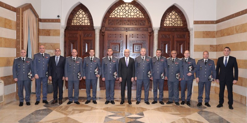 الوزير الحجار يبحث التدابير الأمنية التي ستُعتمد ليلة رأس السنة