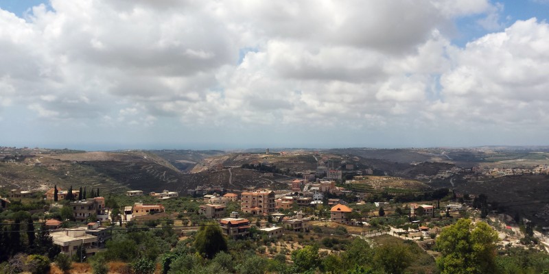 رئيس بلدية محرونة: أهالي البلدة أكملوا حياتهم بشكل طبيعي بعد العدوان